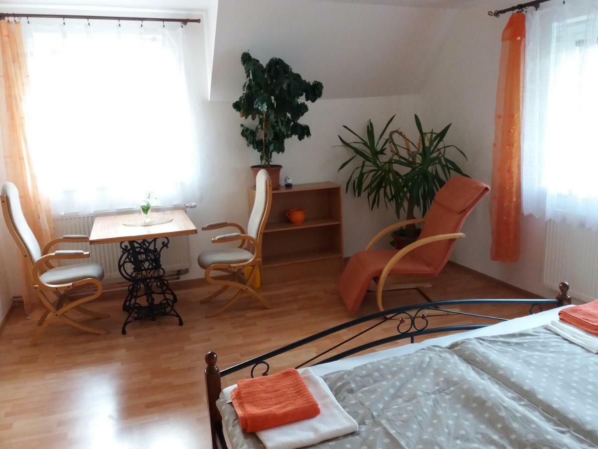 Apartmány F-M Frydek-Mistek Exterior foto