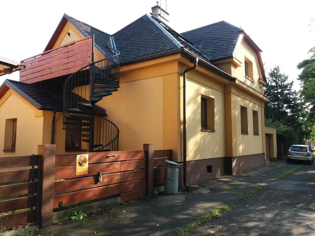 Apartmány F-M Frydek-Mistek Exterior foto